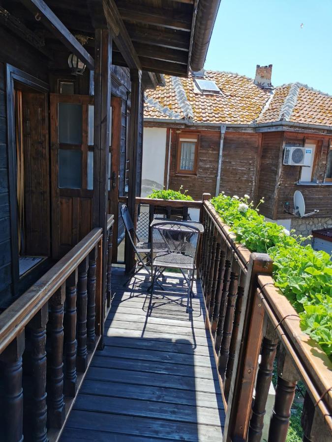 فندق The Old House نيسيبار المظهر الخارجي الصورة