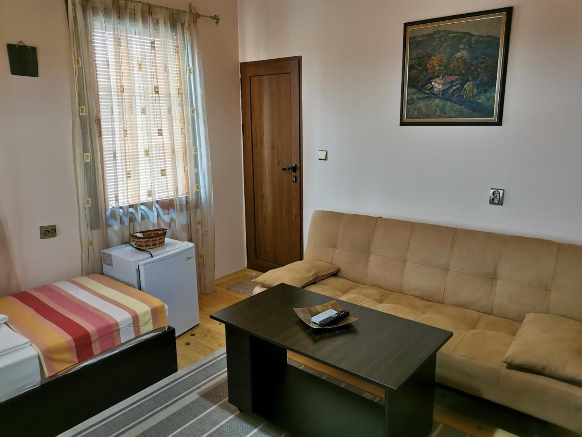 فندق The Old House نيسيبار المظهر الخارجي الصورة
