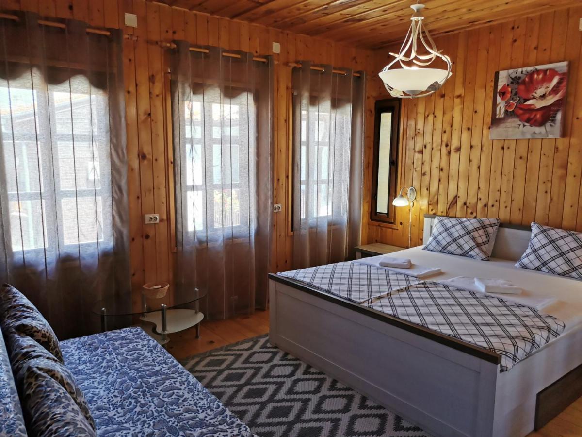 فندق The Old House نيسيبار المظهر الخارجي الصورة